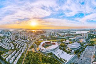 国足客战新加坡，感受一下新加坡的夜景