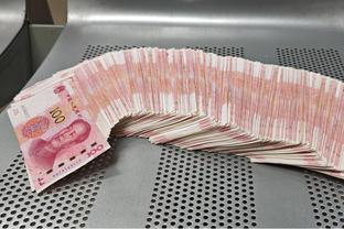 科尔：维金斯表现得非常出色 球队给他传球传得更好了